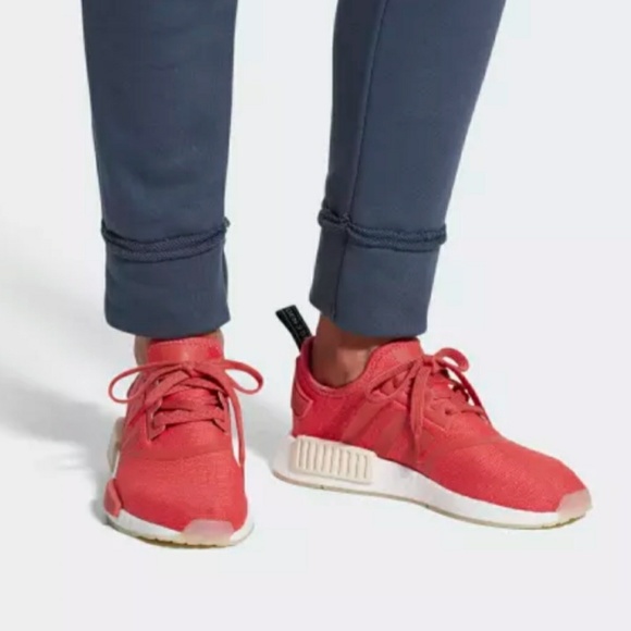 NWT adidas NMD R1 Running Workout Shoes - Picture 4 of 7
